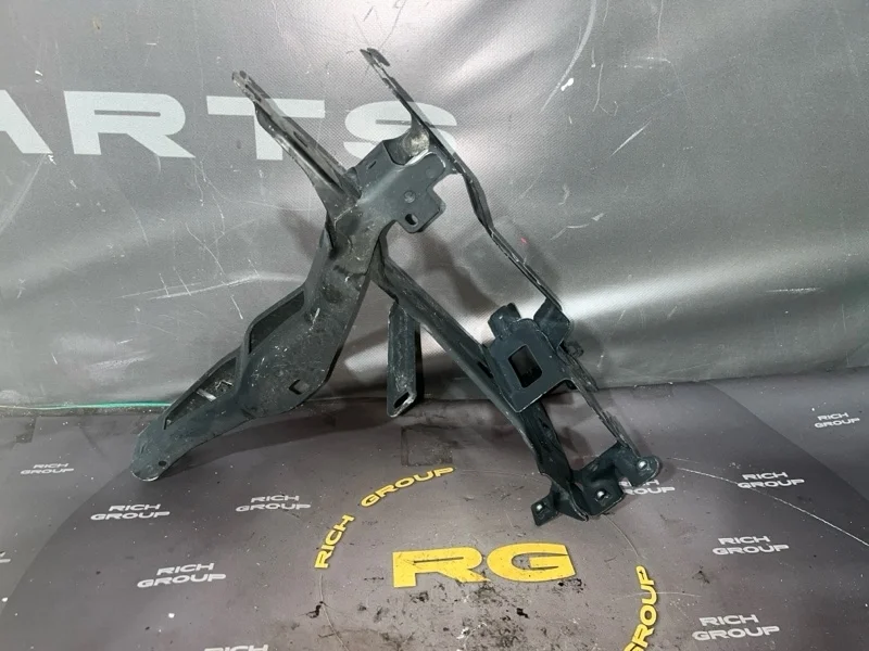 Кронштейн фары Bmw X4 17521810 G02, передний левый