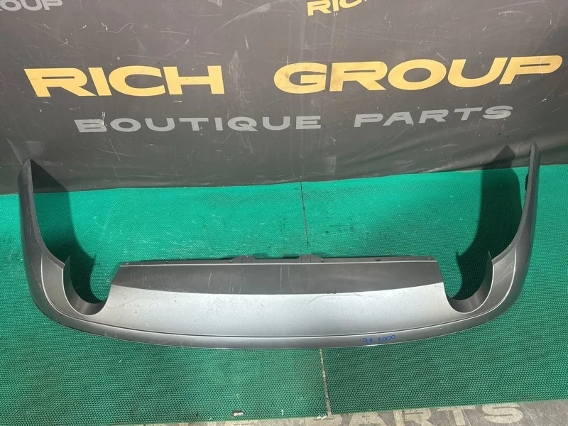 Накладка на бампер Audi A8 2010 4H0807521 D4 CDRA