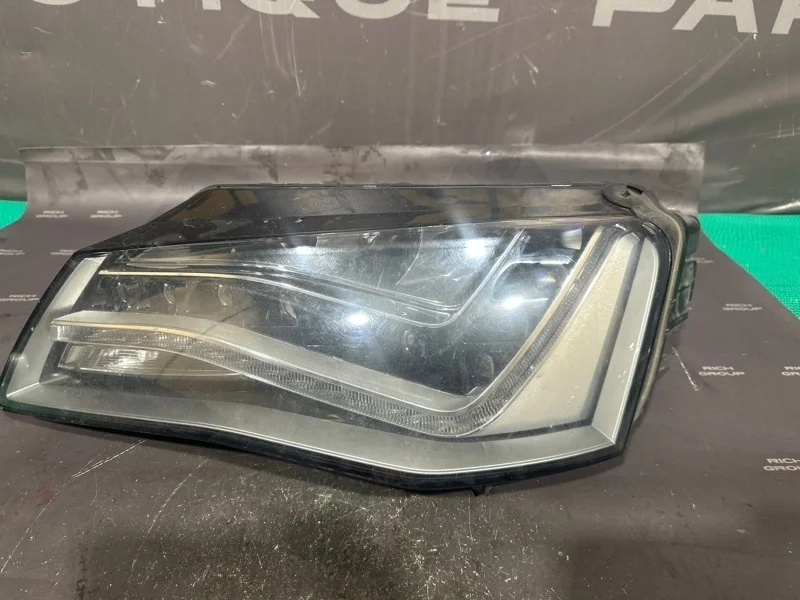 Фара Audi A8 2010 4H0941003 D4 CDRA, левая