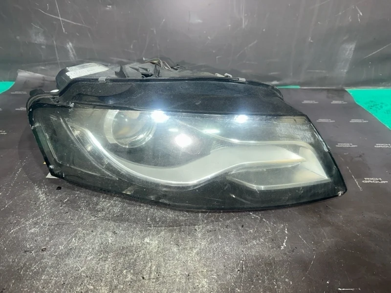 Фара Audi A4 2009 8K0941030AJ 8K2 CAEB, правая