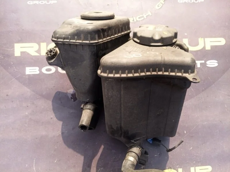 Бачок расширительный Bmw 7-Series 2011 17137647283 F02 N57D30A