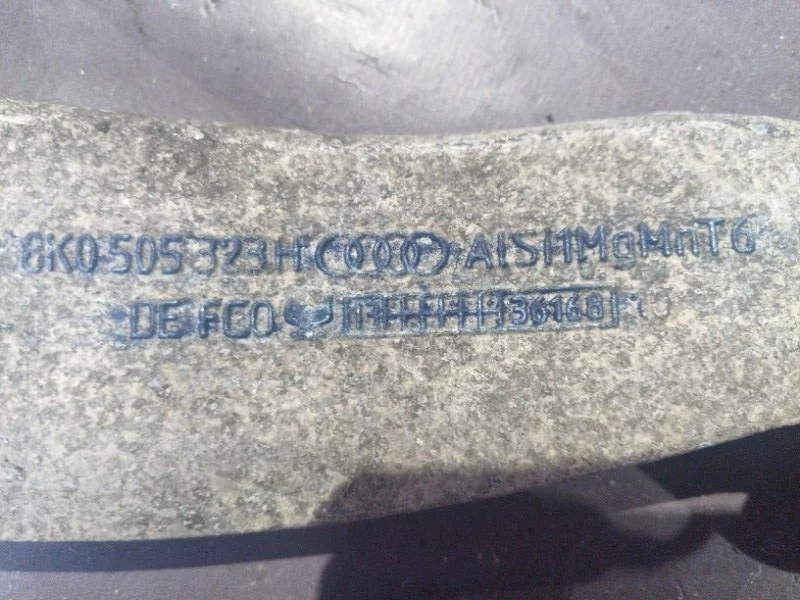 Рычаг подвески нижний Audi A7 2012 8K0505323 4G CGXB, задний правый