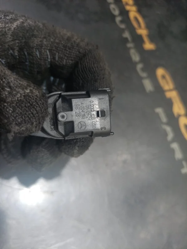 Датчик положения распредвала Mercedes-Benz M-Class A0041539628 W164 272.967