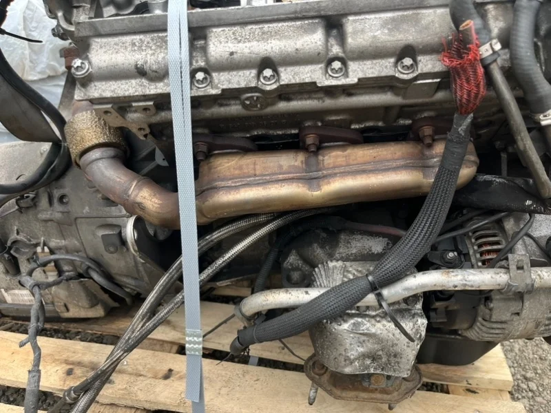 Выпускной коллектор Mercedes-Benz S-Class 2015 A6421400809 W222 642 867, правый