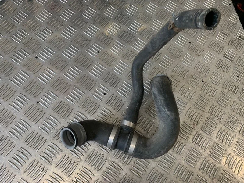 Патрубок радиатора Mercedes Sprinter