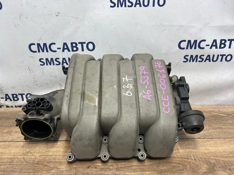 Коллектор впускной Audi A6 06E133210M C6 2.8 CCE