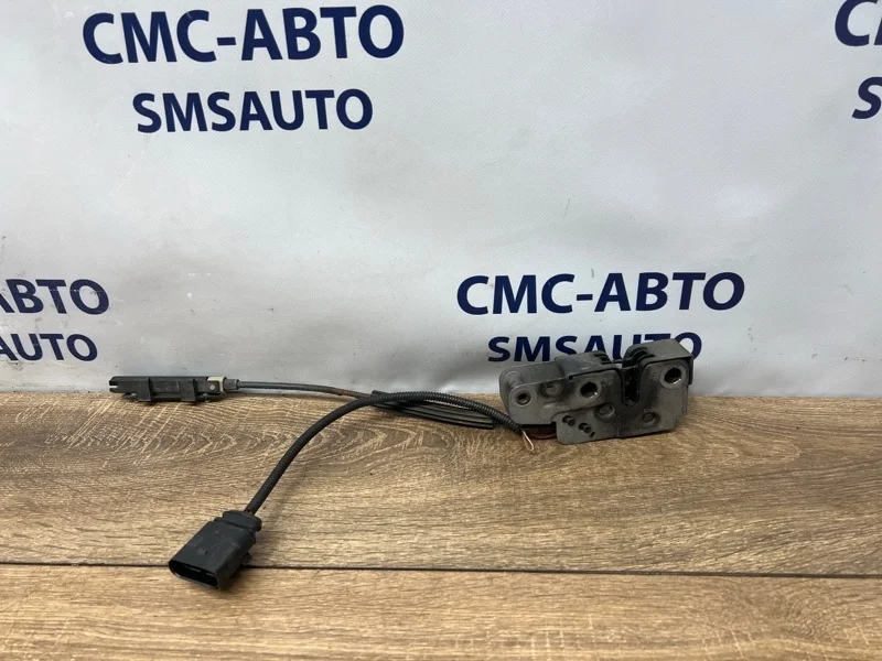 Замок капота Volkswagen Touareg 2012 7P6823509 NF CGR