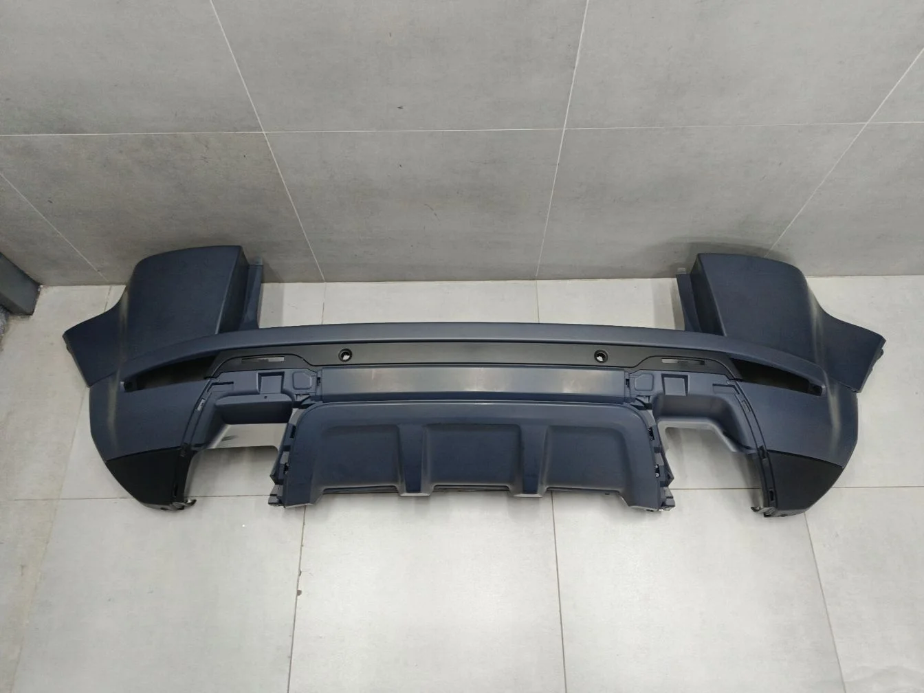 Бампер задний для Land Rover Range Rover Evoque 2011-2018
