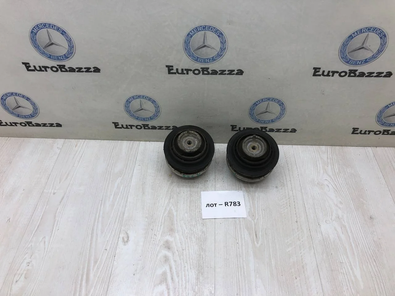 Опоры двигателя Mercedes W208