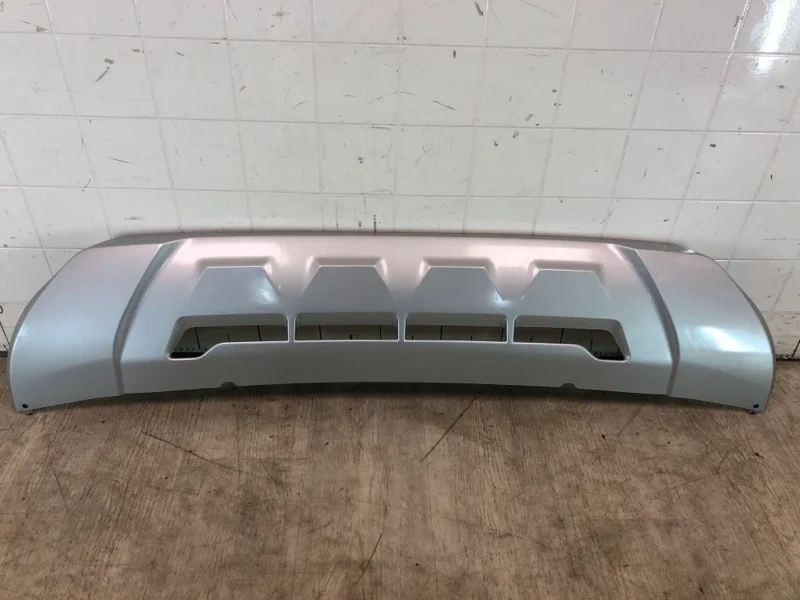 Накладка на бампер Mitsubishi L200 2018- 2019 2020 6400J272HA KL1T 4N15, передняя