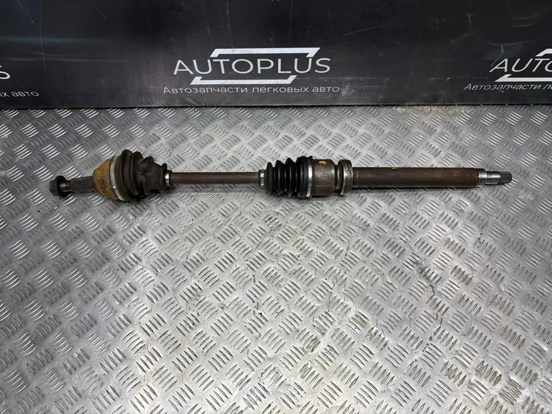 Правый привод Ford Focus 2003 1348325 СЕДАН 1.6 CDDA, передний