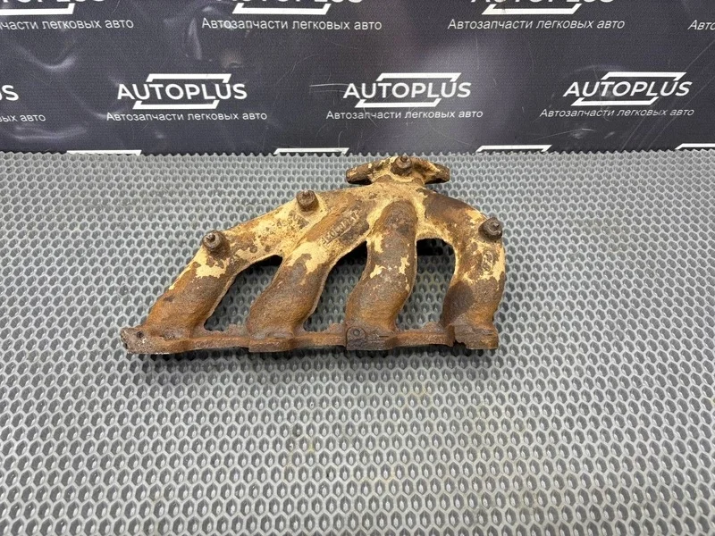 Выпускной коллектор Ford Focus 2003 1212812 СЕДАН 1.6 CDDA