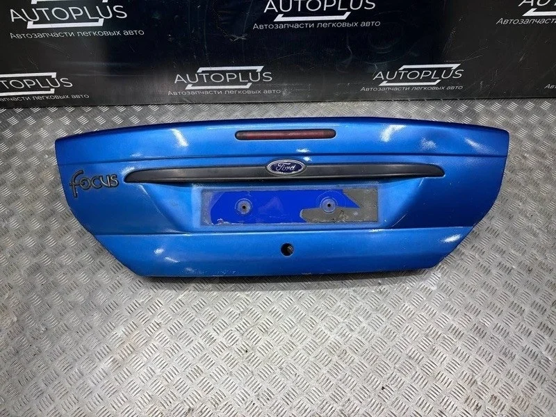 Крышка багажника Ford Focus 2003 1372684 СЕДАН 1.6 CDDA