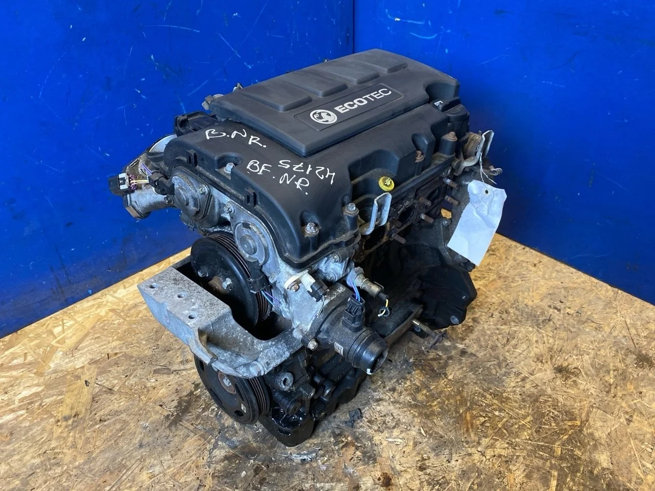 Двигатель Opel Astra J 2012 95517727 1.4 A14XER