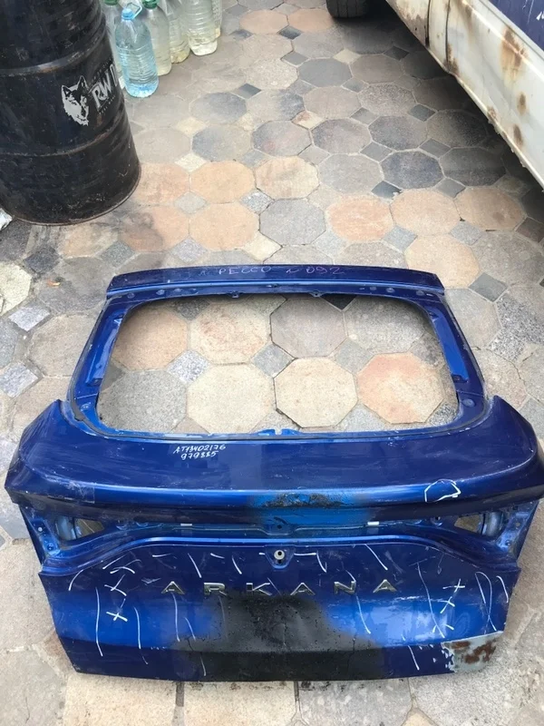 Дверь багажника Renault Arkana 901005694R