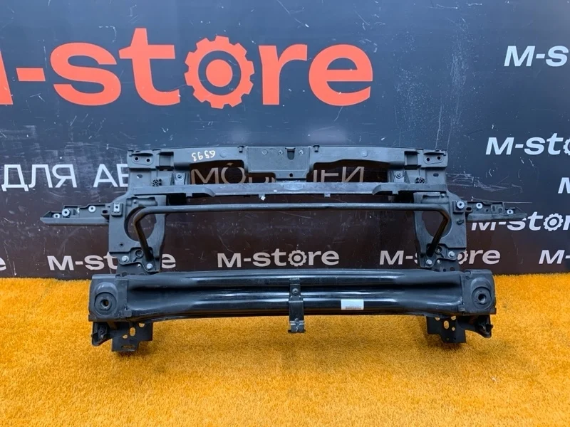 Рамка радиатора Volkswagen Touareg 2011 7P6805594C 7P CGRA