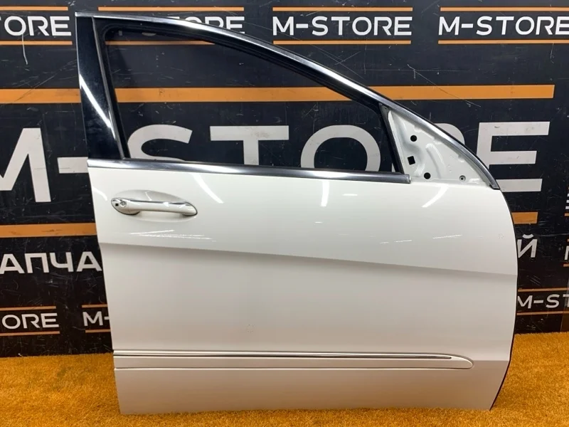 Дверь Mercedes-Benz R-Class 2006 A2517201005 W251 272.967, передняя правая