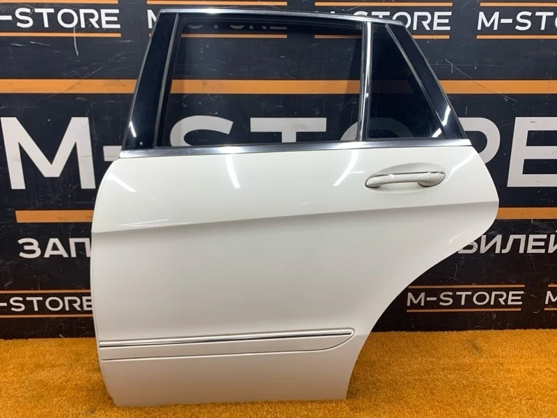 Дверь Mercedes-Benz R-Class 2006 A2517300905 W251 272.967, задняя левая