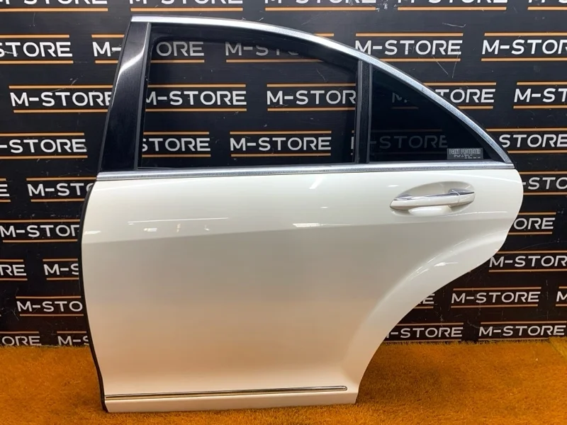 Дверь Mercedes-Benz S-Class 2005 A2217300305 W221 272.965, задняя левая