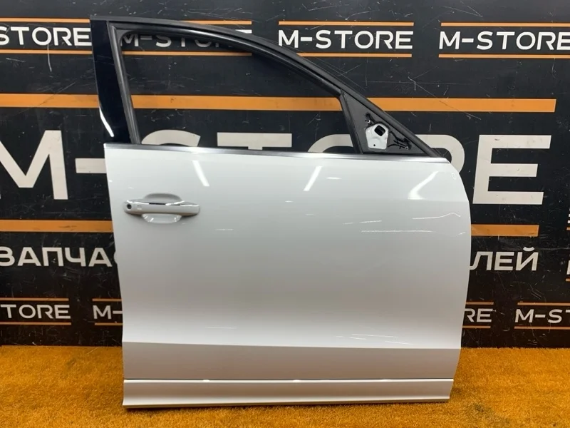 Дверь Audi Q5 2015 8R0831052E 8R CNCD, передняя правая