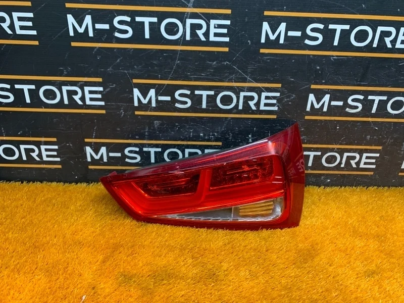 Фонарь крышки багажника Audi A1 2012 8X0945094B 8X CAXA, правый
