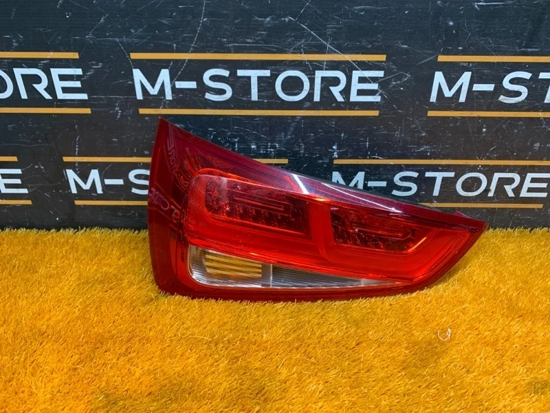 Фонарь крышки багажника Audi A1 2012 8X0945093B 8X CAXA, левый