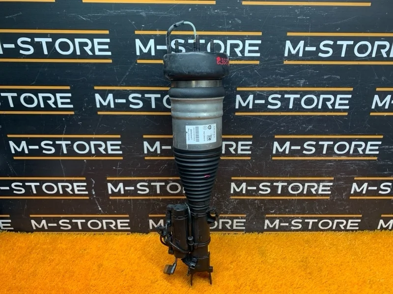 Пневмостойка Mercedes-Benz C-Class 2015 A2053200525 W205 274.920, передняя левая