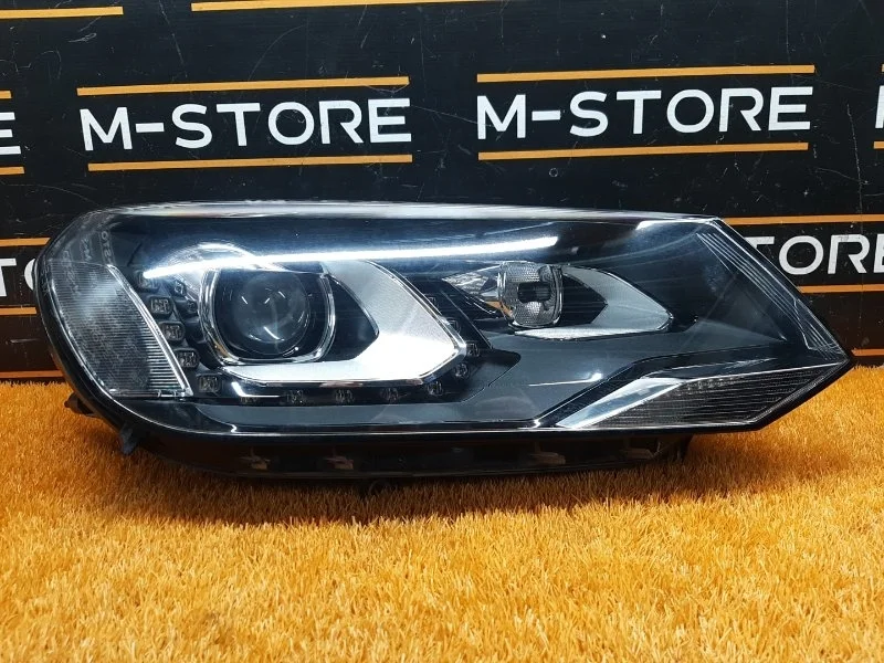 Фара Volkswagen Touareg 2011 7P2941752 7P CGRA, правая