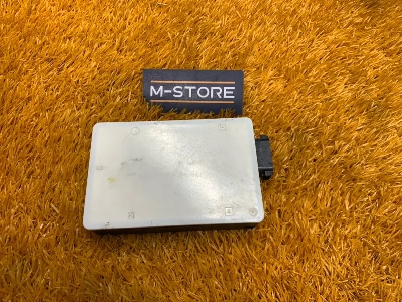 Датчик слепых зон (радарный датчик) Mercedes-Benz C-Class 2014 A0009058702 W205 274.920, задний