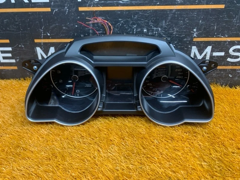 Щиток приборов Audi A5 2013 8T0920932L 8T CDNC