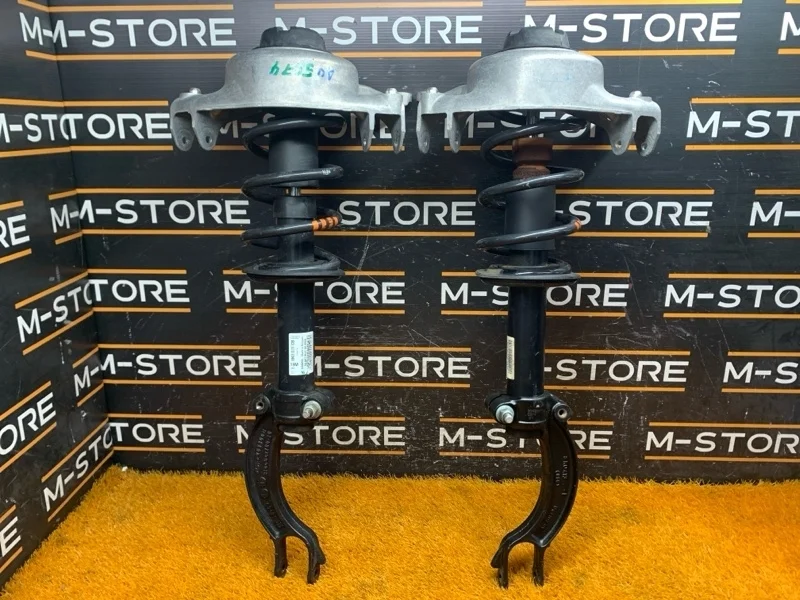 Стойка подвески Audi A4 2013 8K0413031CB B8/8K CDNB, передняя