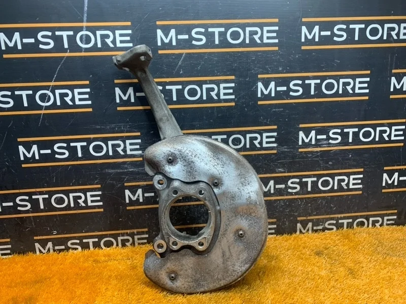 Кулак поворотный Audi A5 2010 8K0407254AB 8T CDN, передний правый