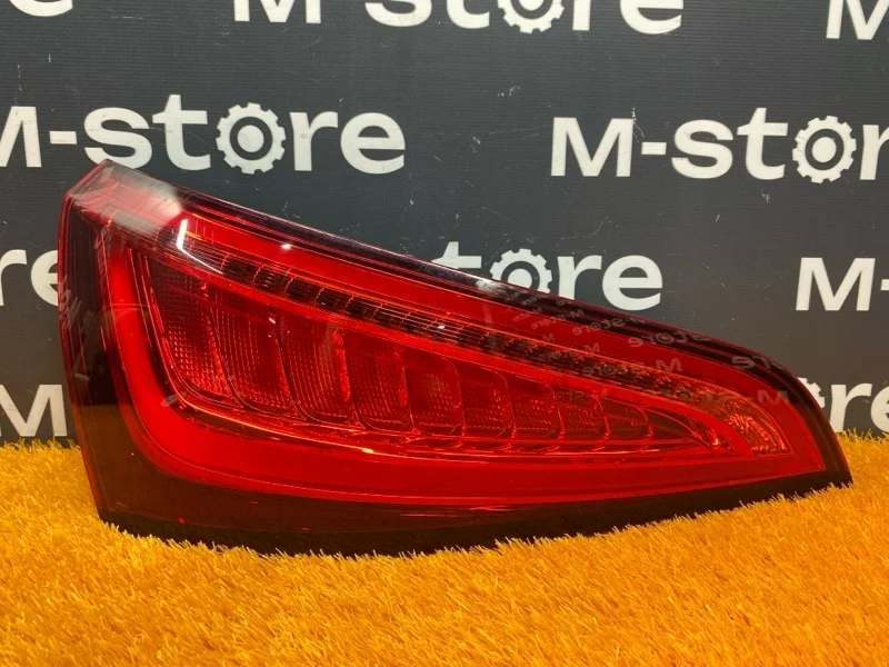 Фонарь задний Audi Q5 2013 8R0945093C 8R CNCD, левый