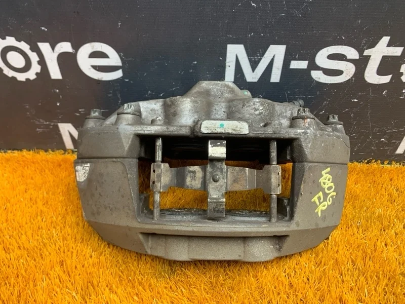 Суппорт Audi Q5 2013 8R0615108 8R CNCD, передний правый