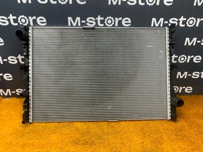 Радиатор ДВС Mercedes-Benz C-Class 2014 A0995002203 W205 274.920