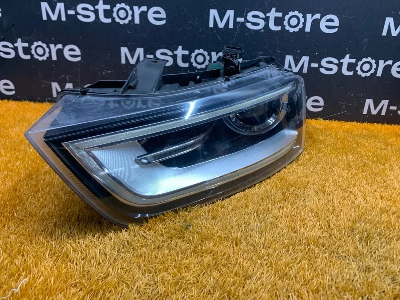 Фара Audi Q3 2012 8U0941029J 8U CPSA, левая