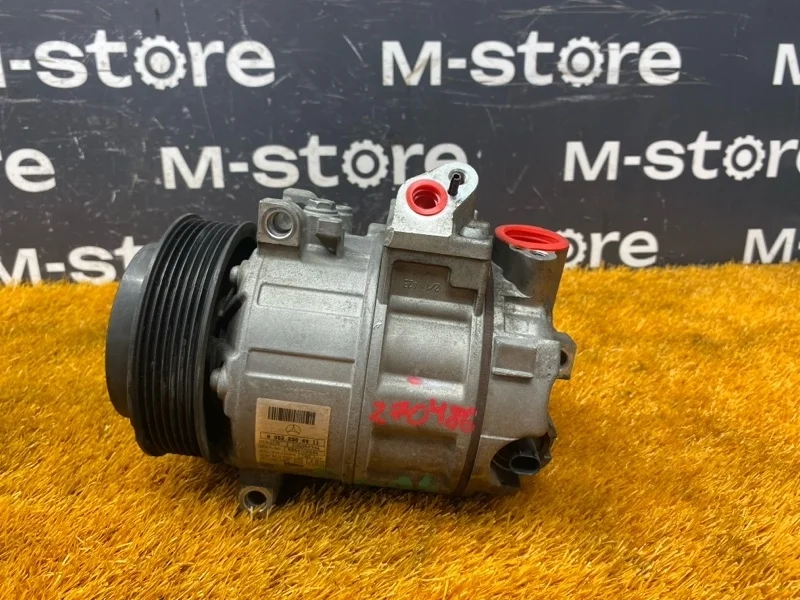 Компрессор кондиционера Mercedes-Benz C-Class 2008 A0022304911 W204 271.950