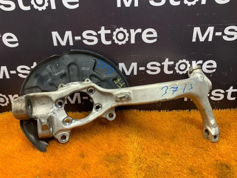 Кулак поворотный Audi A4 2004 8E0407254C B6/8E AMB, передний правый