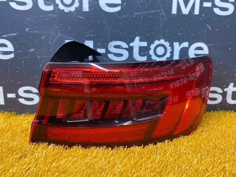 Фонарь задний Audi A4 2015 8W5945092C B9/8W CVKB, правый