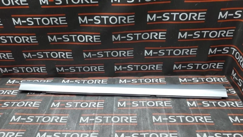 Накладка на порог Mercedes-Benz C-Class 2007 A2046900440 W204 271.950, правая