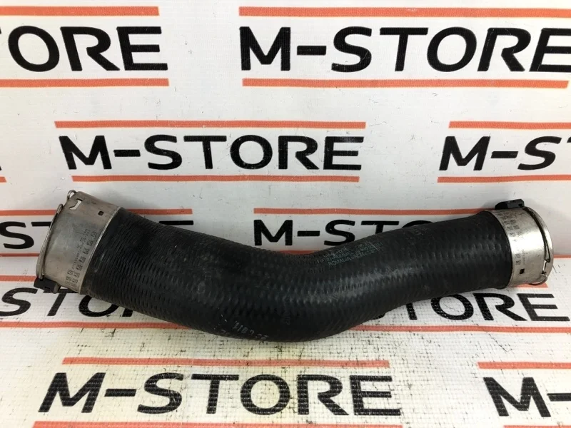 Патрубок интеркулера Bmw 5-Series 2011 13717612095 F10 N20B20B