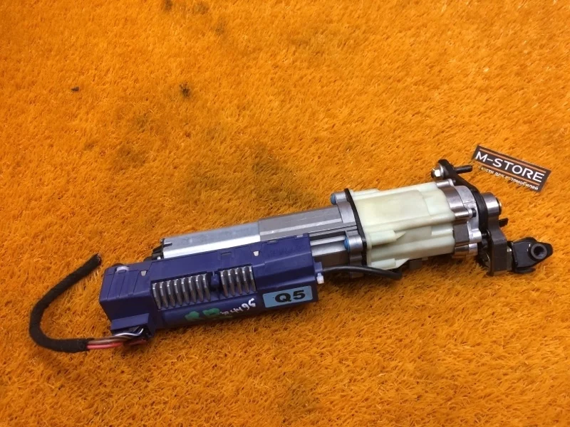 Мотор открывания багажника Audi Q5 2010 4F9959946 8R CDNC, задний правый