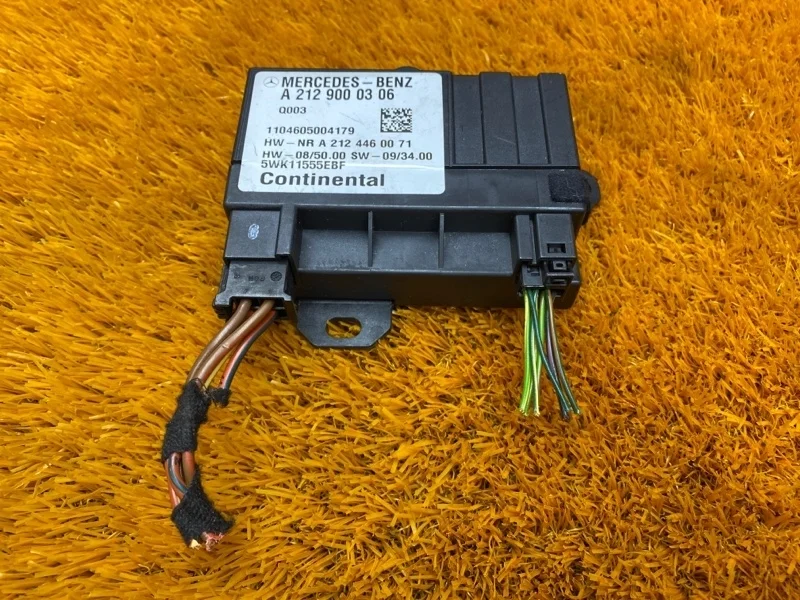 Блок управления топливным насосом Mercedes-Benz S-Class 2009 A2129000306 W221 272.965