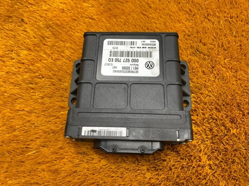 Блок управления АКПП Volkswagen Touareg 2007 09D927750EQ 7L BHK