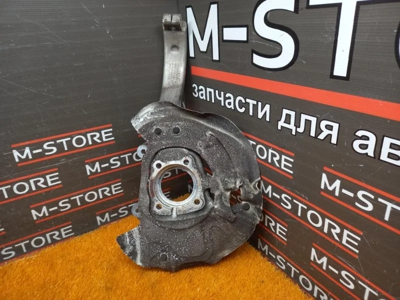 Кулак поворотный Bmw X5 2008 31216773784 E70 N52B30, передний правый