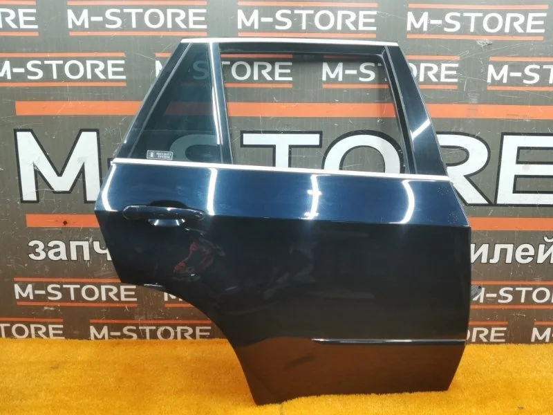 Дверь Bmw X5 2008 41527261482 E70 N52B30AF, задняя правая
