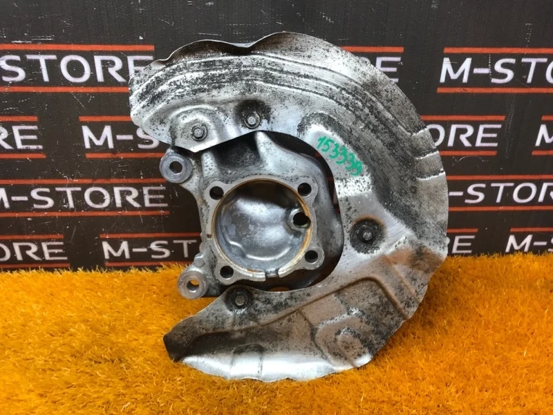 Кулак поворотный Bmw X1 2013 31216784866 E84 N46B20B, передний правый