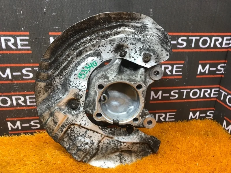 Кулак поворотный Bmw X1 2010 31216784865 E84 N46B20B, передний левый