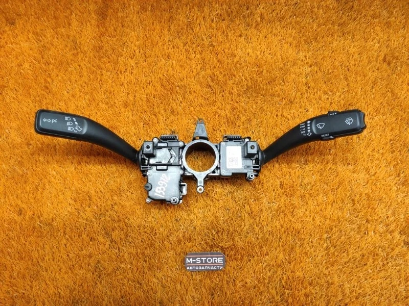 Блок подрулевых переключателей Audi A5 2011 8R0953502C 8T CDNC