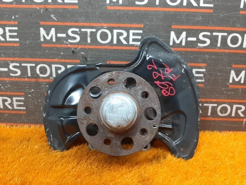 Ступица Mercedes-Benz C-Class 2012 A2043320201 C204 271.820, передняя правая